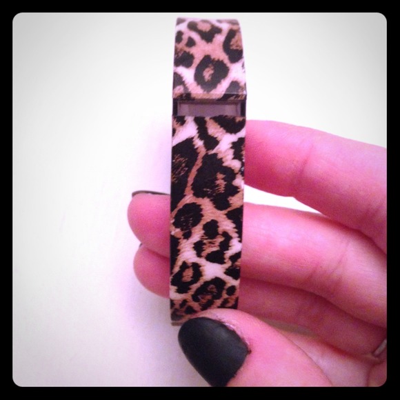 Fit bit flex replacement band leopard size small