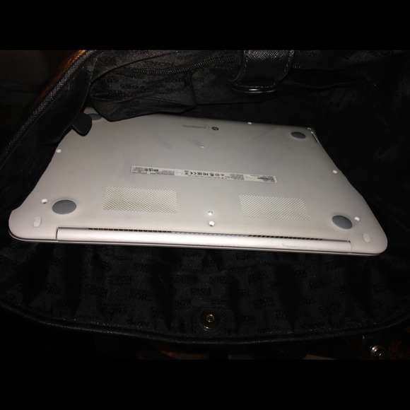 Michael Kors Jet Set Tote - Picture 4 of 4