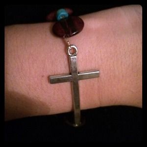 Buy 2 Get 3 FREE!nCrystal Iris Design Cross