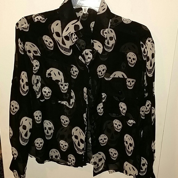 Black with skulls sheer blouse - Picture 2 of 2