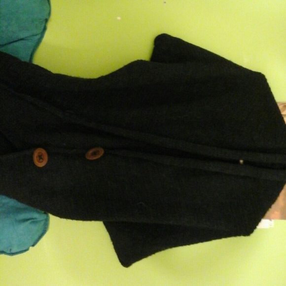 Gray cardigan, brown buttons, very warm. - Picture 1 of 1