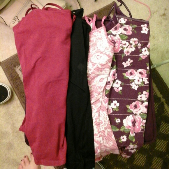 4 camisoles 5$ EACH - Picture 1 of 1