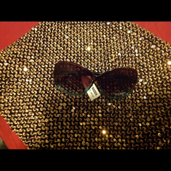 Sexy Steve Madden sunglasses