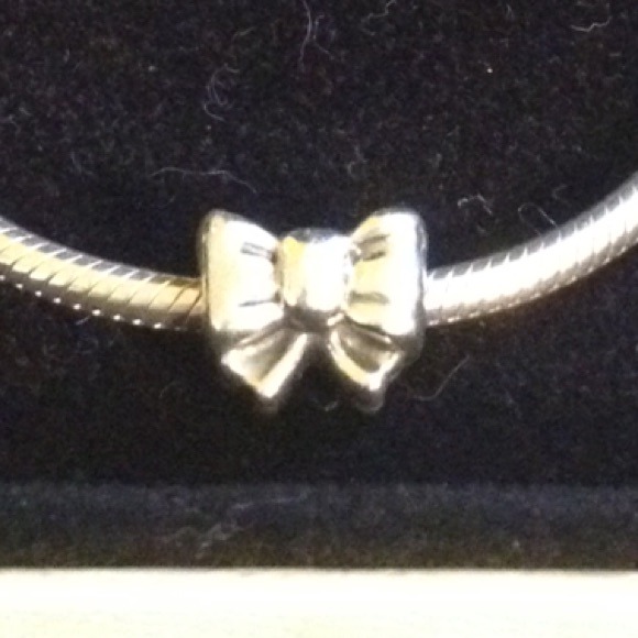 Pandora bow charm