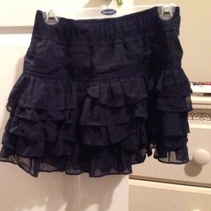 Super cute ruffled navy blue skirt