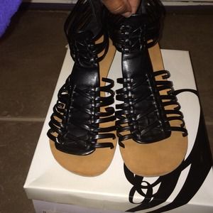 Nine West Black Synthetic Sandals Size 9