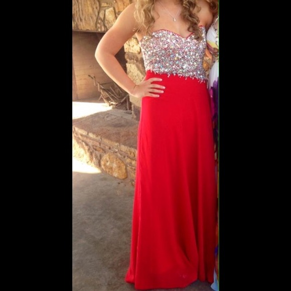 Gorgeous Prom Dress! Paid $350, only worn once!
