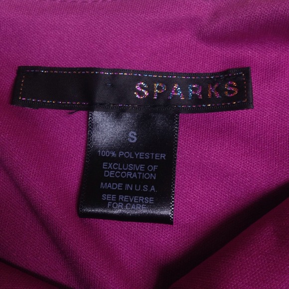 Fuchsia party dress. - Picture 2 of 4