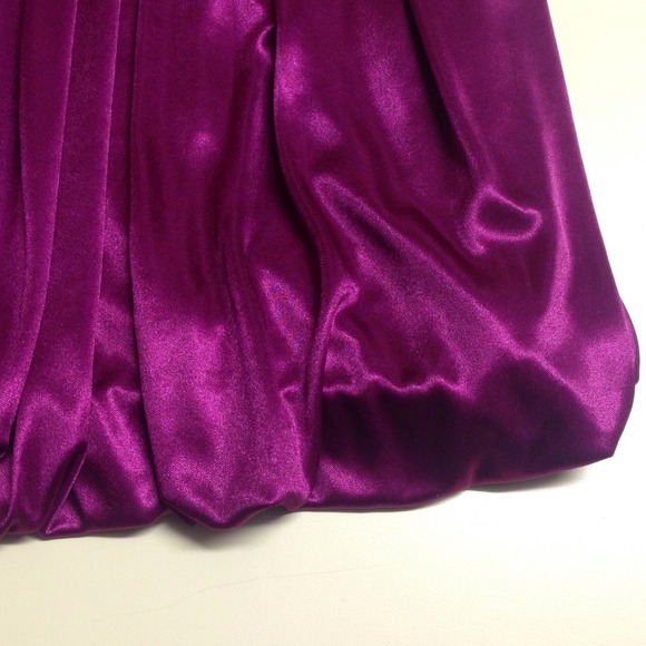 Fuchsia party dress. - Picture 4 of 4