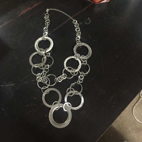 Chunky silver necklace