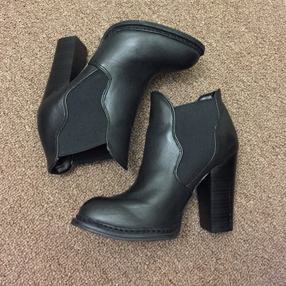 Black Booties