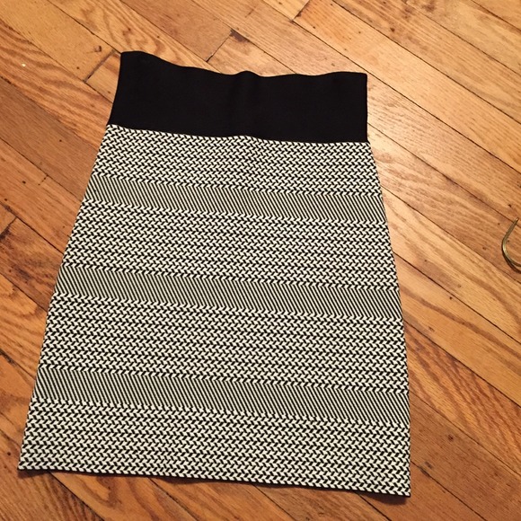 Bcbg skirt