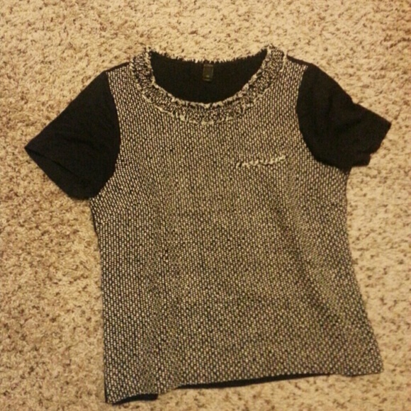 SOLD!!!NWOT J.Crew Navy White XS Knit Top