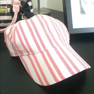 NWOT Lululemon Running Cap