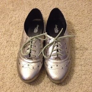 Bundle hold for @dinaiskandar