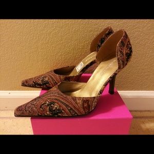 Very cool multi color heels