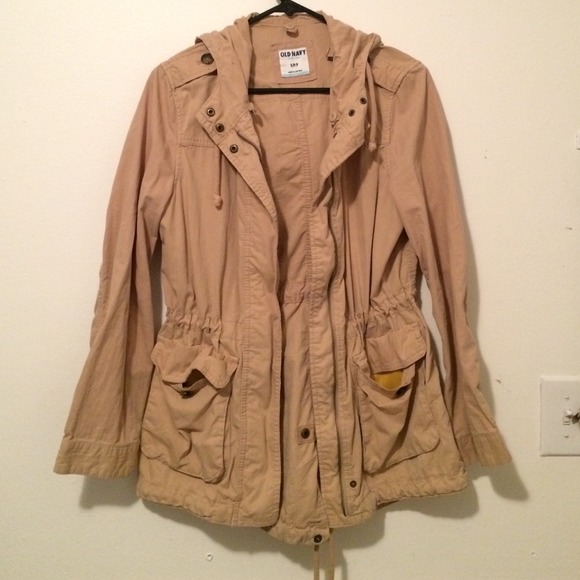 Old Navy tan anorak size small