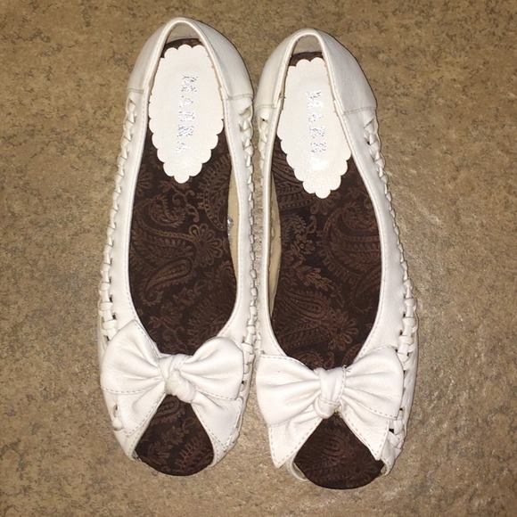 Shoes - White peep toe bow flats