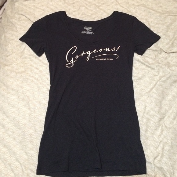 Victoria's Secret black Vneck