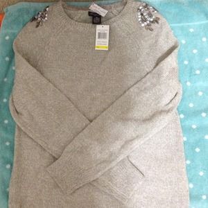 Grey cozy sweater!