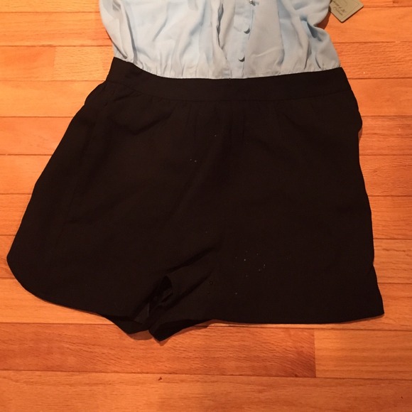 Romper - Picture 3 of 4