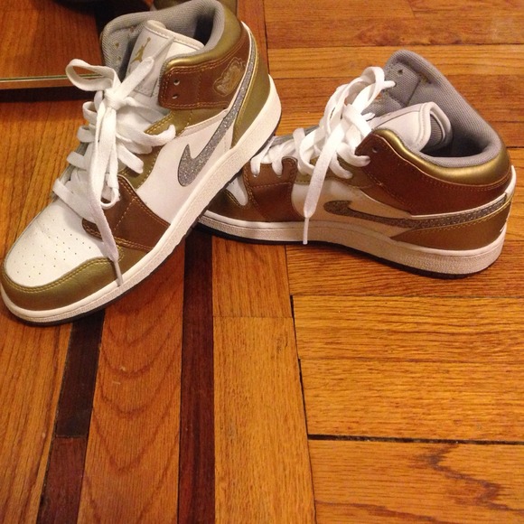 Nike Jordan Air high top sneakers