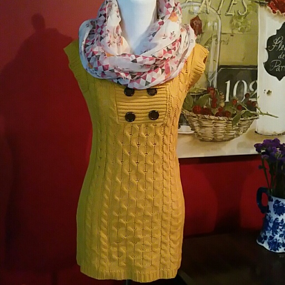 JA always Tops - Mustard colored sleeveless sweater