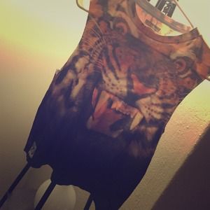 lion tee for @we_luv_india