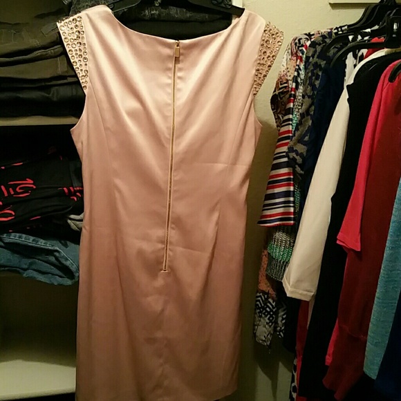 Vince Camuto Formal Dress - Picture 3 of 4