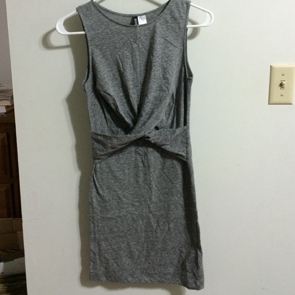 H&M grey dress+black and white skirts