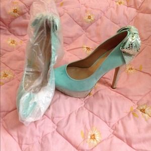Brand new Aqua Blue Heels