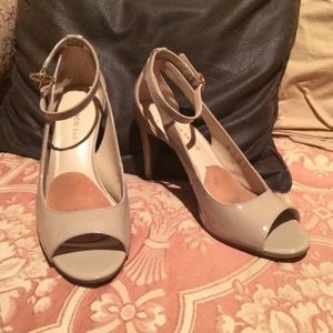 Franco Sarto nude pageant formal heels