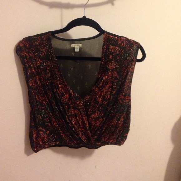 Urban outfitters crop top!