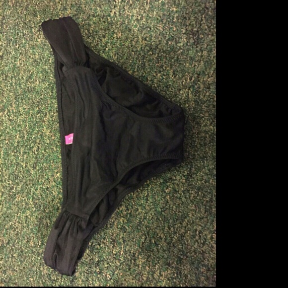 TRADE FOR @mismadi - Black bottoms