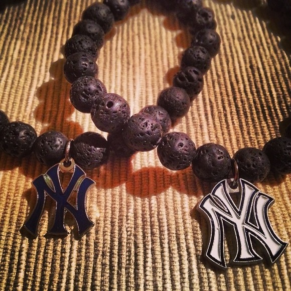 Yankees bracelet