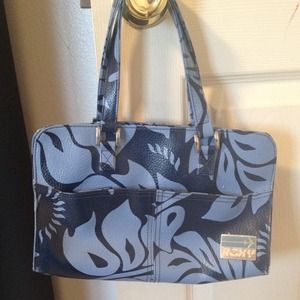 Roxy travel makeup bag