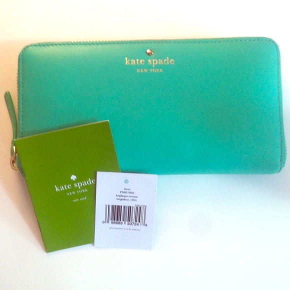 SOLD kate Spade: Brightspot Avenue Lacey Wallet