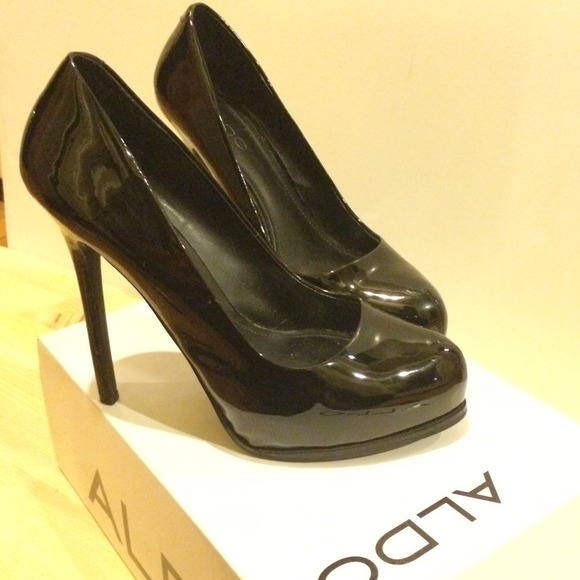 Patent leather Aldo shoes