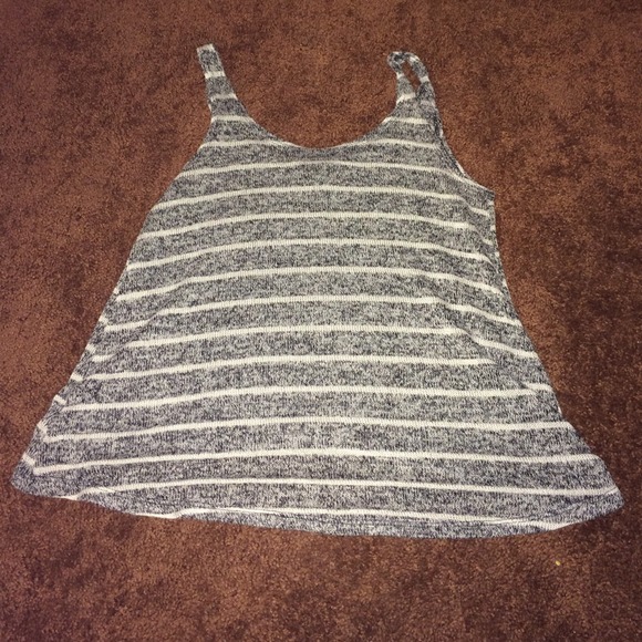 Pacsun Nollie baggy crop