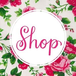 CHECK OUT MY CLOSET!