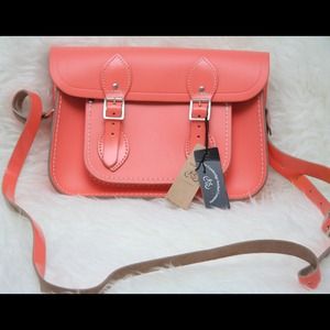 Cambridge Satchel  11 inch honeysuckle satchel NWT
