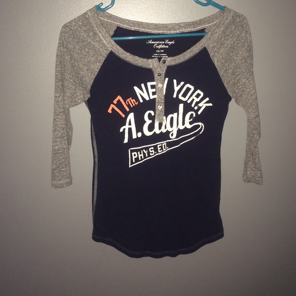 American Eagle shirt