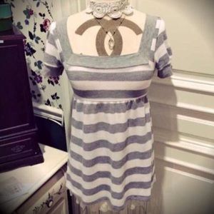 Adorable Grey & White Striped Tie Back Tunic Top