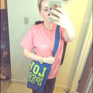 VS cross body bag NWOT