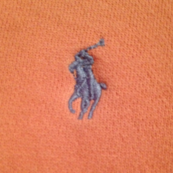 🚨POLO SWEATSHIRT🚨