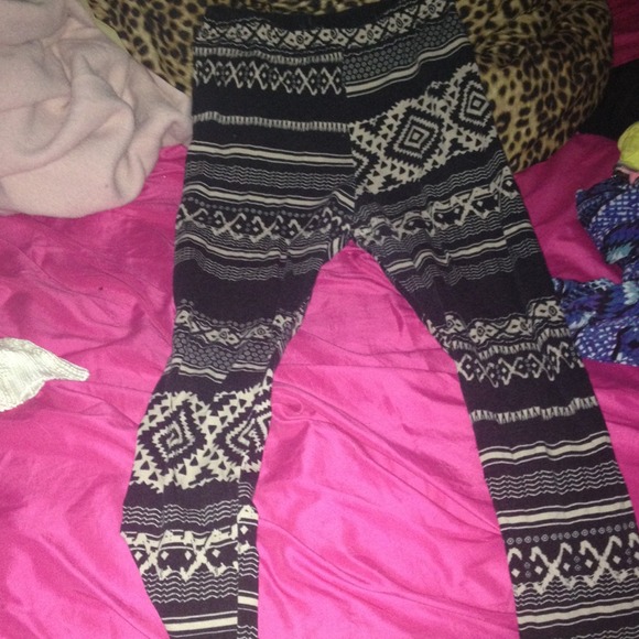 Legions in extremely good shape hardly worn - Picture 1 of 1