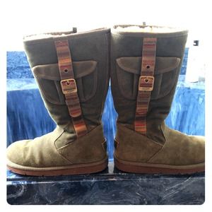 Uggs "cargo"
