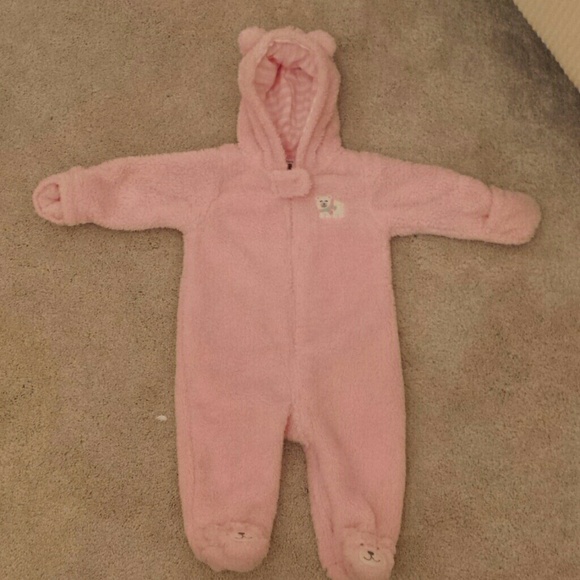 Carters 9 mos baby snow suit