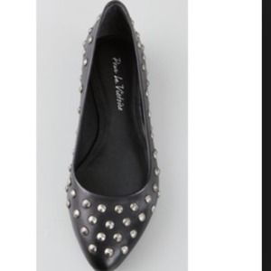 Pour La Victoire leather studded flats