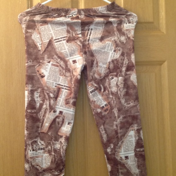 Tight pants - Picture 3 of 3
